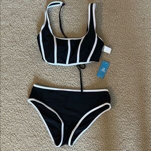 Cupshe Black and White Women's Swimwear Set